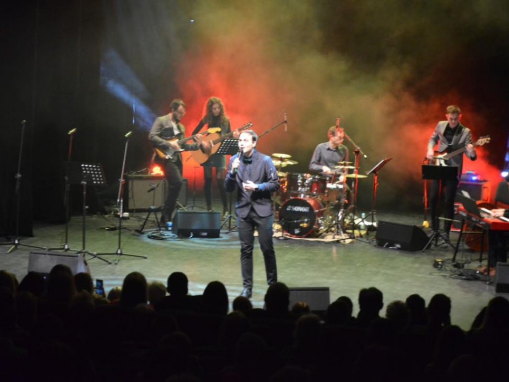 Osiecka zabrzmiała w głogowskim teatrze. Wyjątkowy koncert piosenek to pomysł muzyków związanych z Głogowem