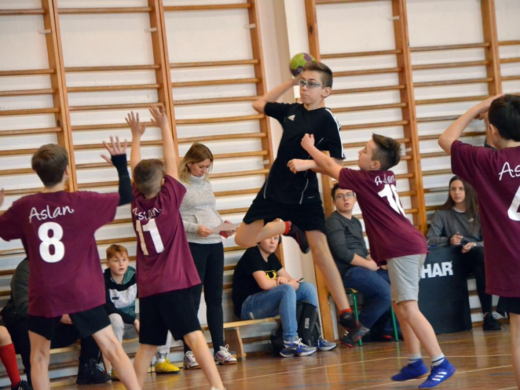 Miejska dwunastka najlepsza w Handball Land w Jerzmanowej! Dzieci grały w piłkę ręczną