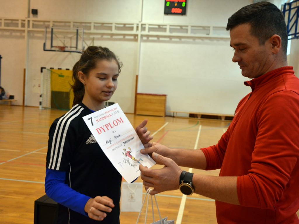 Miejska dwunastka najlepsza w Handball Land w Jerzmanowej! Dzieci grały w piłkę ręczną