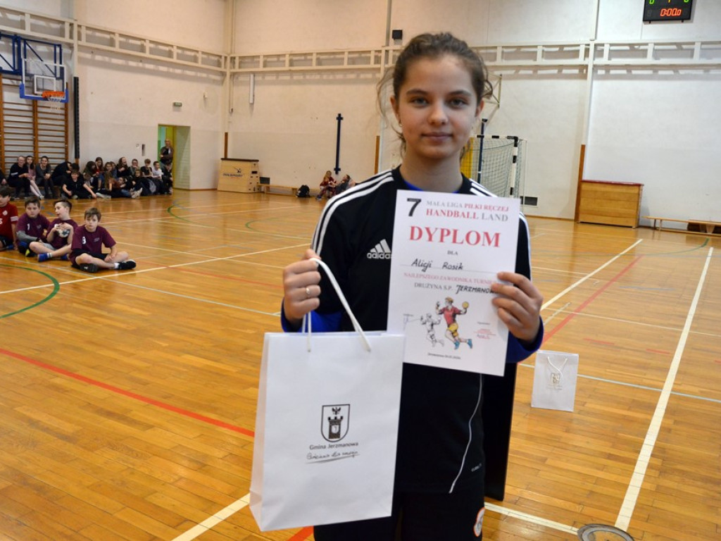 Miejska dwunastka najlepsza w Handball Land w Jerzmanowej! Dzieci grały w piłkę ręczną