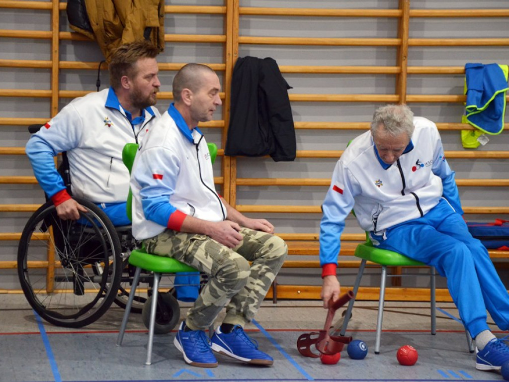 Walentynkowy Integracyjny Turniej Bocci. Udział w nim wzięło kilka zespołów