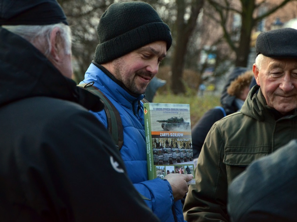 Trochę historii o głogowskich pomnikach podczas zimowych ferii. Chętnych ponad 80 osób