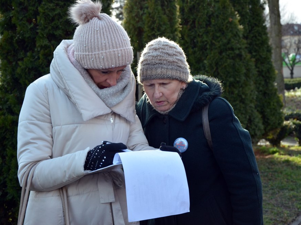 Trochę historii o głogowskich pomnikach podczas zimowych ferii. Chętnych ponad 80 osób