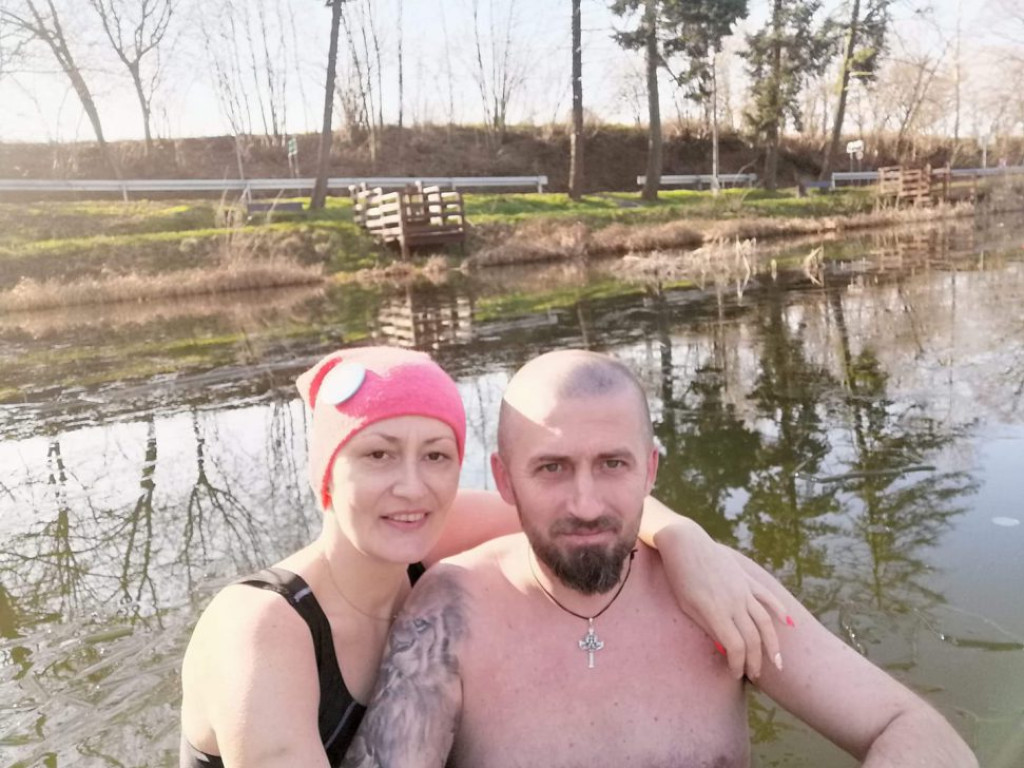 Czytelnicy na zdjęciach pełnych miłości! Zobaczcie efekt naszej walentynkowej zabawy. Dziękujemy, że jesteście z nami!