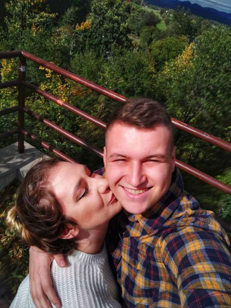 Czytelnicy na zdjęciach pełnych miłości! Zobaczcie efekt naszej walentynkowej zabawy. Dziękujemy, że jesteście z nami!
