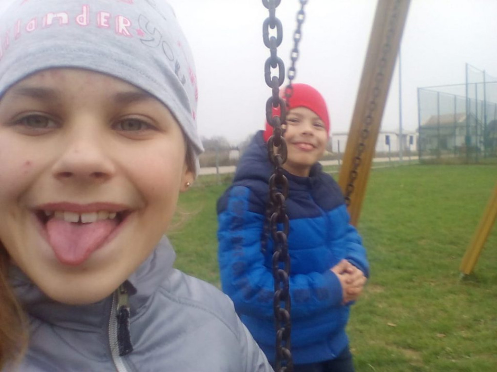 Czytelnicy na zdjęciach pełnych miłości! Zobaczcie efekt naszej walentynkowej zabawy. Dziękujemy, że jesteście z nami!