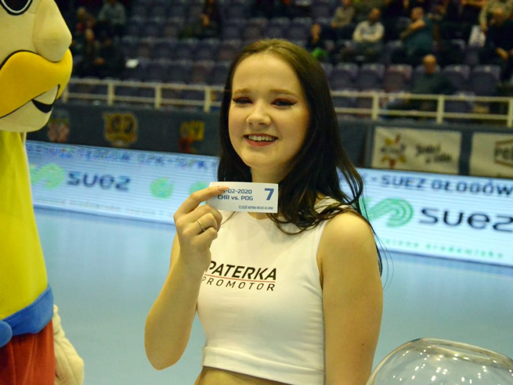 Chrobry zatopił Pogoń po rzutach karnych! Genialny ten nasz Rafał Stachera