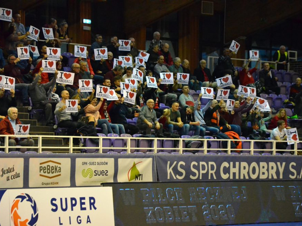Chrobry zatopił Pogoń po rzutach karnych! Genialny ten nasz Rafał Stachera