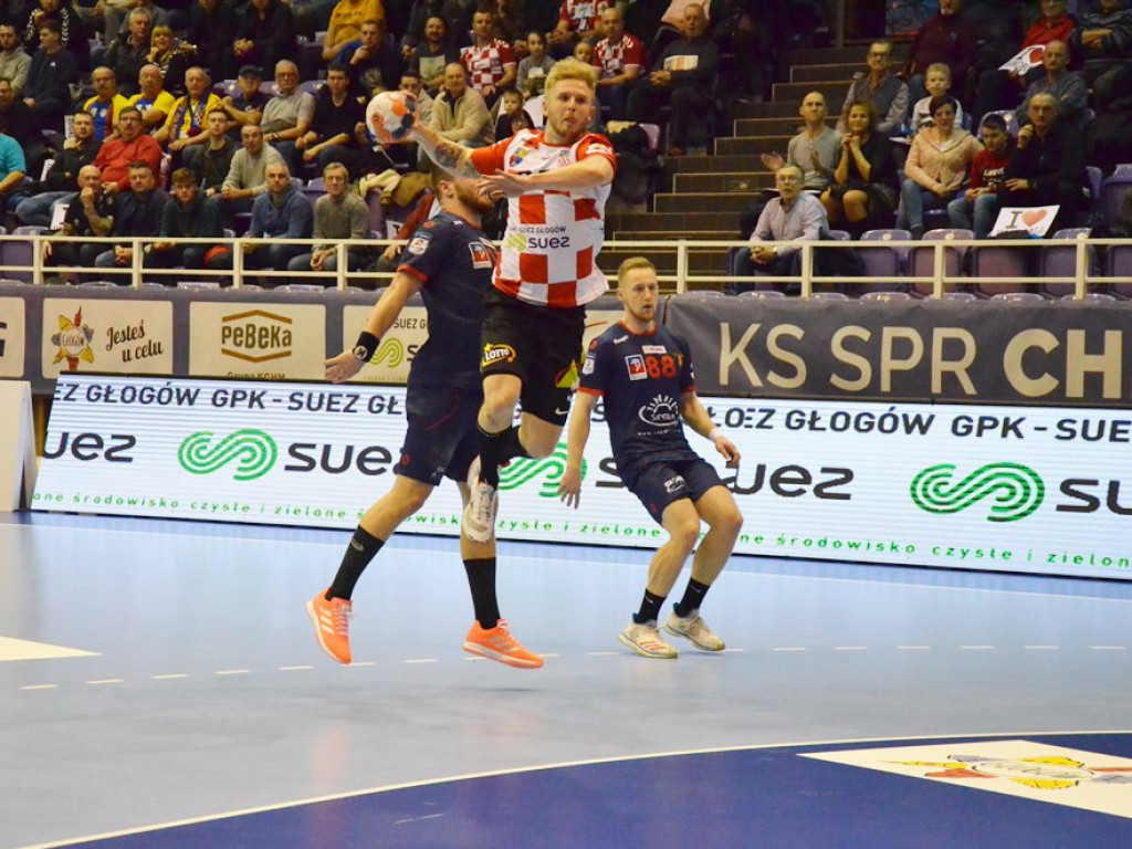 Chrobry zatopił Pogoń po rzutach karnych! Genialny ten nasz Rafał Stachera