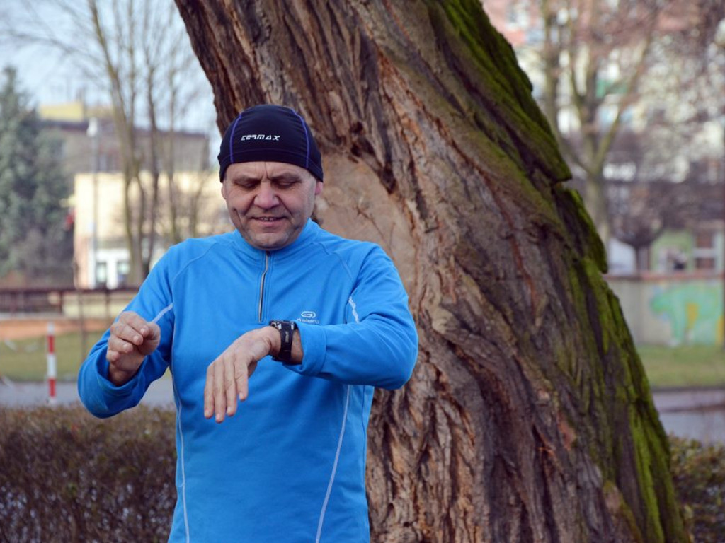 Walentynkowy bieg w parku przy ulicy Budowlanych! Na starcie nie zabrakło pocałunków