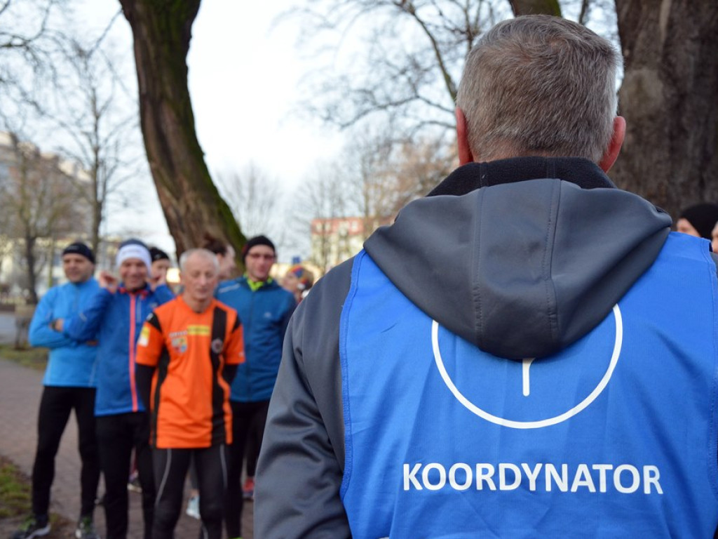 Walentynkowy bieg w parku przy ulicy Budowlanych! Na starcie nie zabrakło pocałunków
