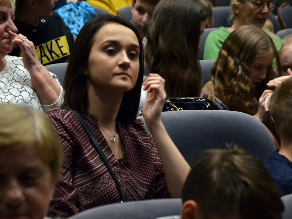Renifer Niko ratował zimę. Spektakl dla dzieci w miejskim teatrze