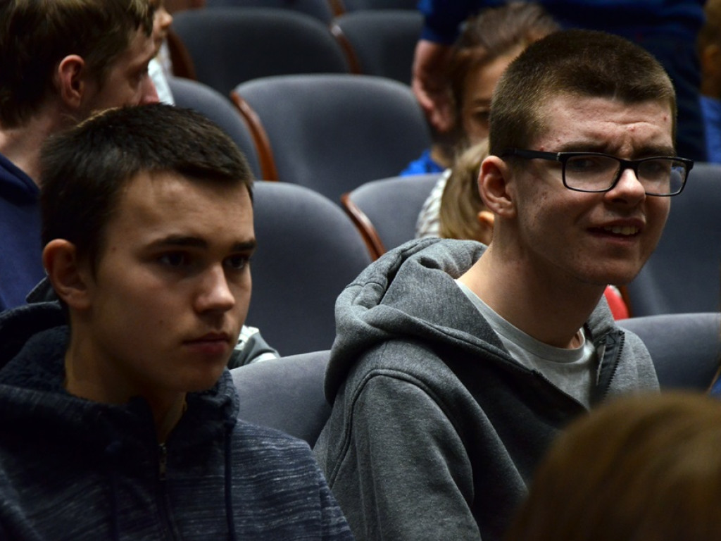 Renifer Niko ratował zimę. Spektakl dla dzieci w miejskim teatrze