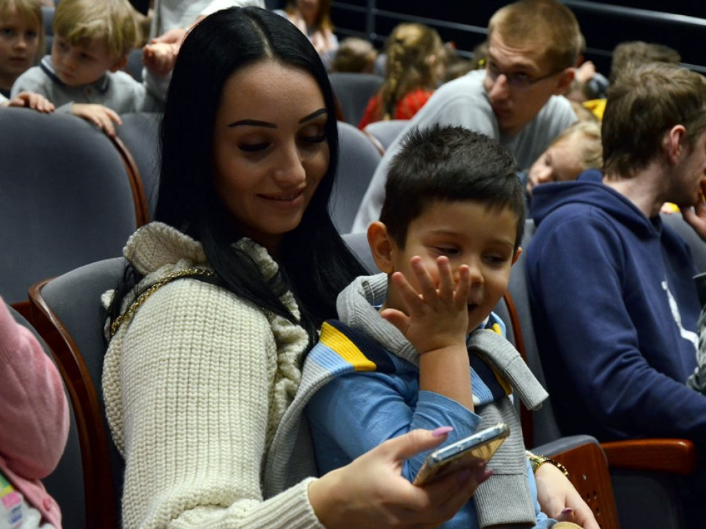Renifer Niko ratował zimę. Spektakl dla dzieci w miejskim teatrze