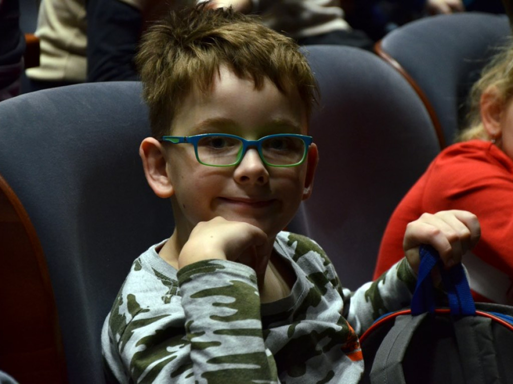 Renifer Niko ratował zimę. Spektakl dla dzieci w miejskim teatrze