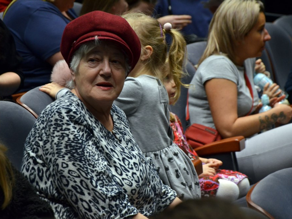 Renifer Niko ratował zimę. Spektakl dla dzieci w miejskim teatrze