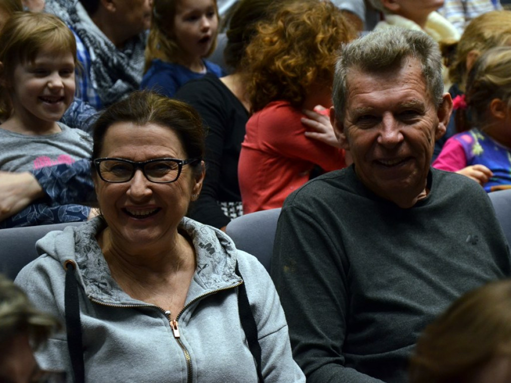 Renifer Niko ratował zimę. Spektakl dla dzieci w miejskim teatrze