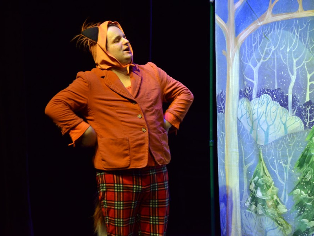 Renifer Niko ratował zimę. Spektakl dla dzieci w miejskim teatrze