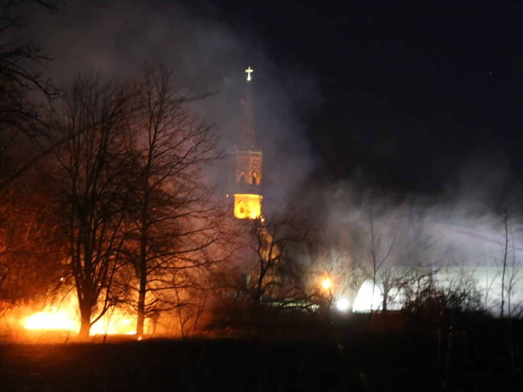 Znów płoną trawy nad Odrą. Sprawcy uciekli