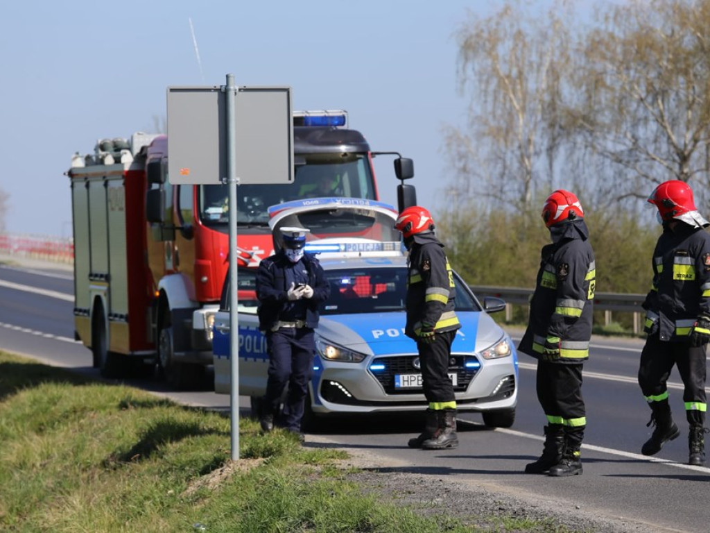 BMW uderzyło w dacię. Sprawca uciekł z miejsca wypadku