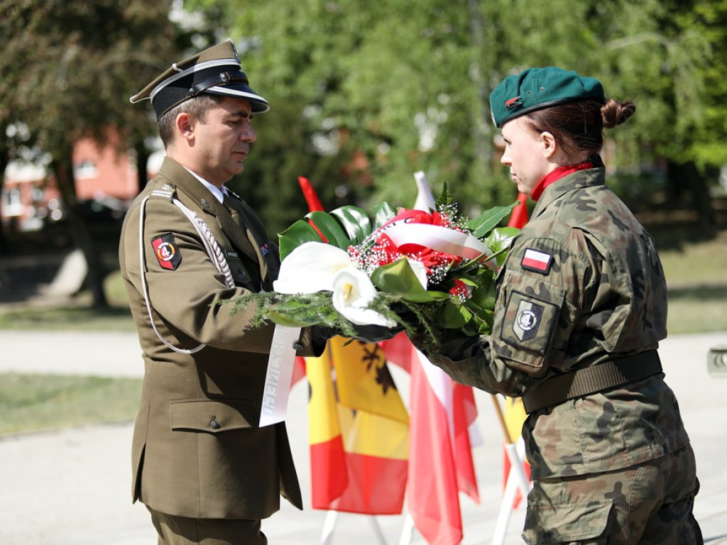 Jesteśmy zobowiązani, aby pamiętać tych, którzy przelali krew na wszystkich frontach II wojny światowej