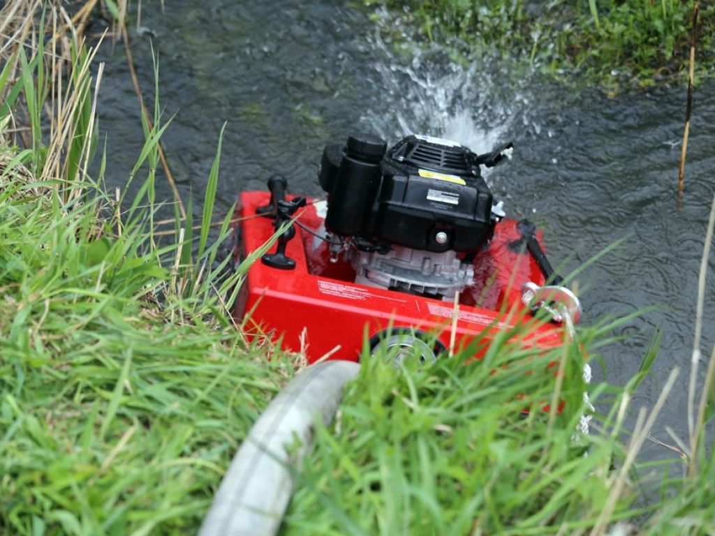 Akcja strażaków trwała 13 godzin. Stóg słomy spłonął