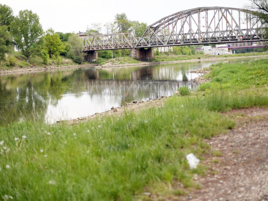 Odra znowu straszy...Ale nie powodzią, a tym, że wysycha