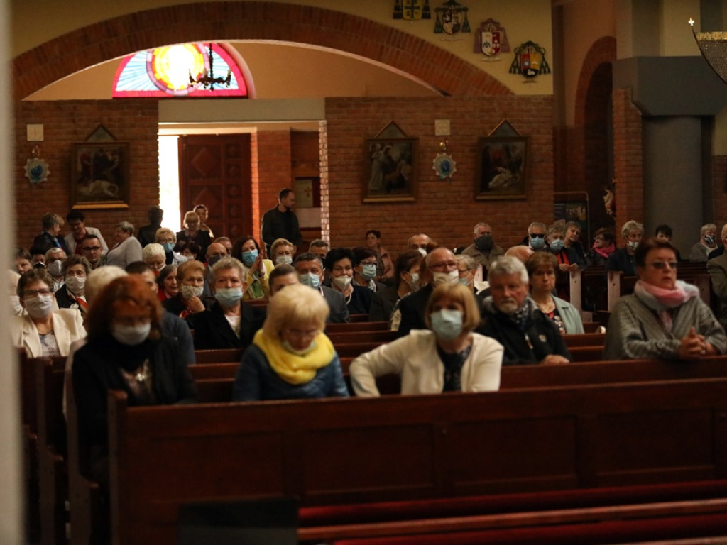 50 lat kapłaństwa proboszcza Janusza Idzika! Były kwiaty i życzenia