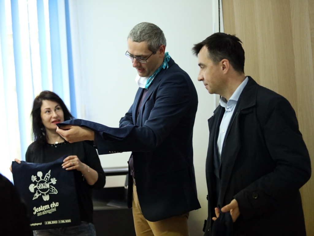 Ekologiczne torby od prezydenta w Światowym Dniu Środowiska