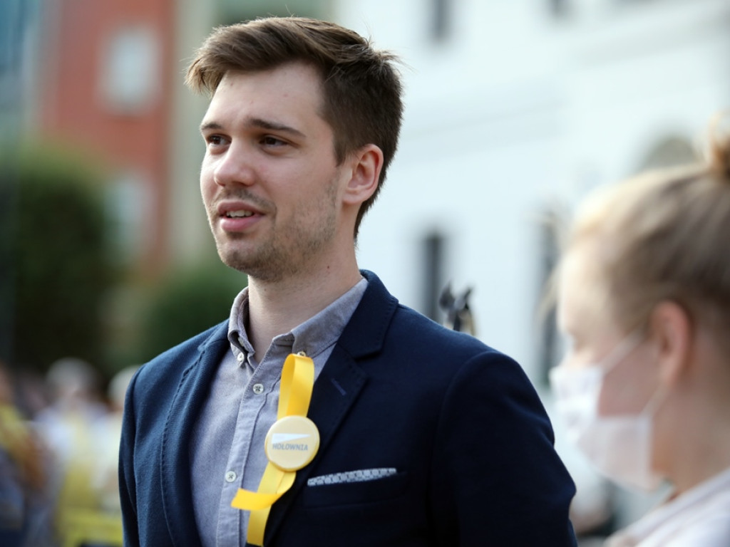 Szymon Hołownia w Głogowie: Musimy skończyć z robieniem z nas debili