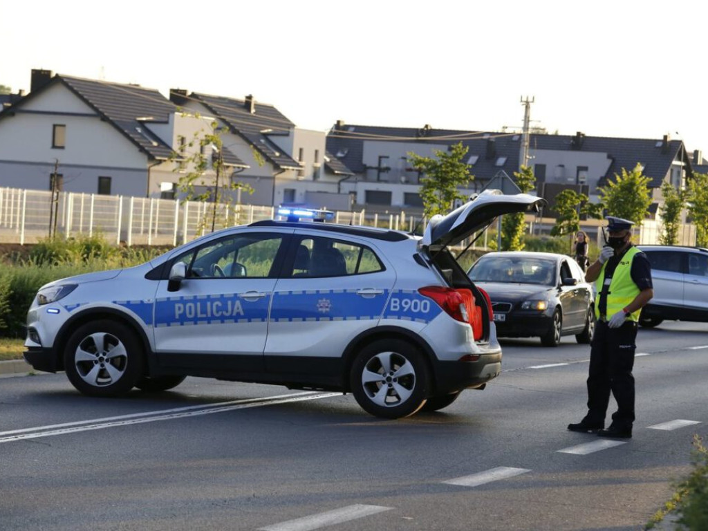 Poważne potrącenie na przejściu dla pieszych. Rowerzystka w ciężkim stanie trafiła do szpitala