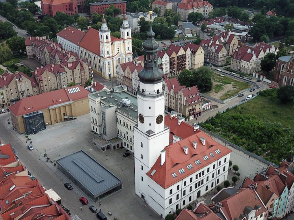 Stare Miasto z lotu ptaka! To serce Głogowa
