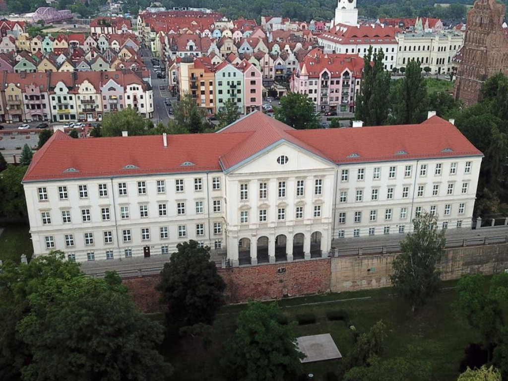 Stare Miasto z lotu ptaka! To serce Głogowa