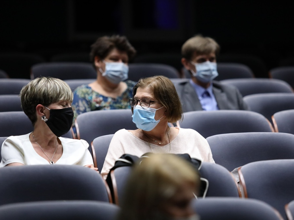 Z przyjaciółmi na scenie i widowni. Piękny koncert w teatrze