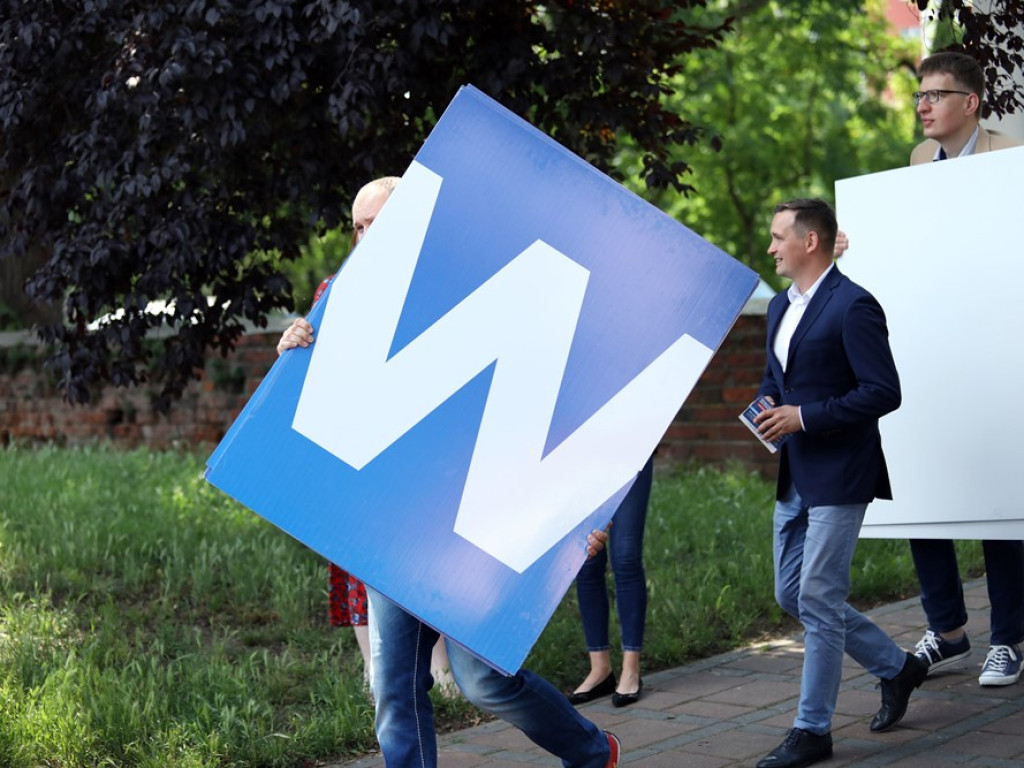 Schetyna w Głogowie: W Polsce dominują złe emocje. To są ważne wybory