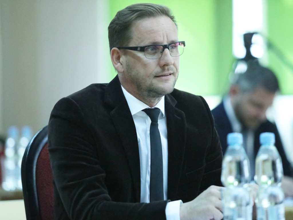 Starosta z absolutorium za 2019 rok. Ale było sześć głosów przeciwnych i krytyka radnych klubu PiS