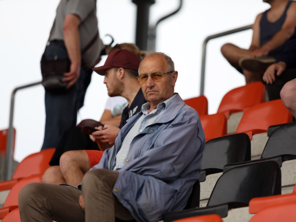 Gra Chrobry. Kibice pomarańczowo-czarnych wrócili na trybuny