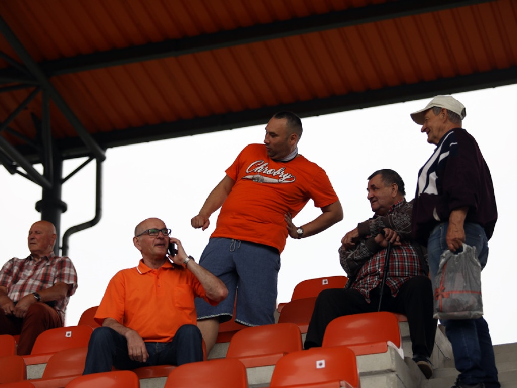 Gra Chrobry. Kibice pomarańczowo-czarnych wrócili na trybuny