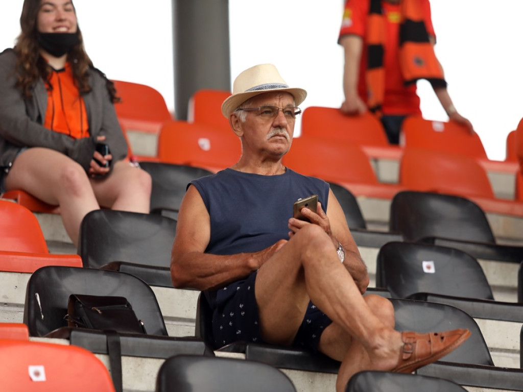 Gra Chrobry. Kibice pomarańczowo-czarnych wrócili na trybuny