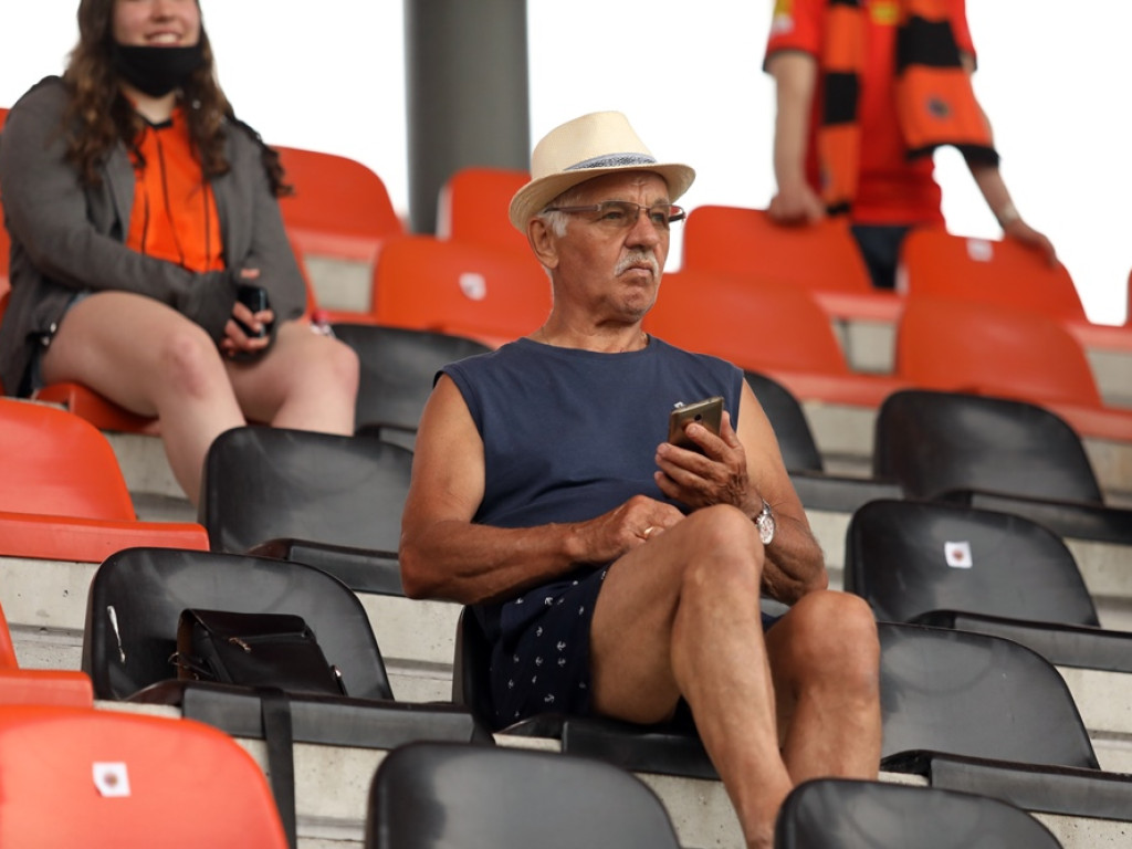 Gra Chrobry. Kibice pomarańczowo-czarnych wrócili na trybuny