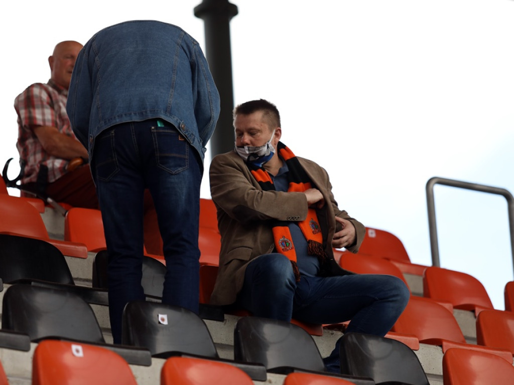 Gra Chrobry. Kibice pomarańczowo-czarnych wrócili na trybuny