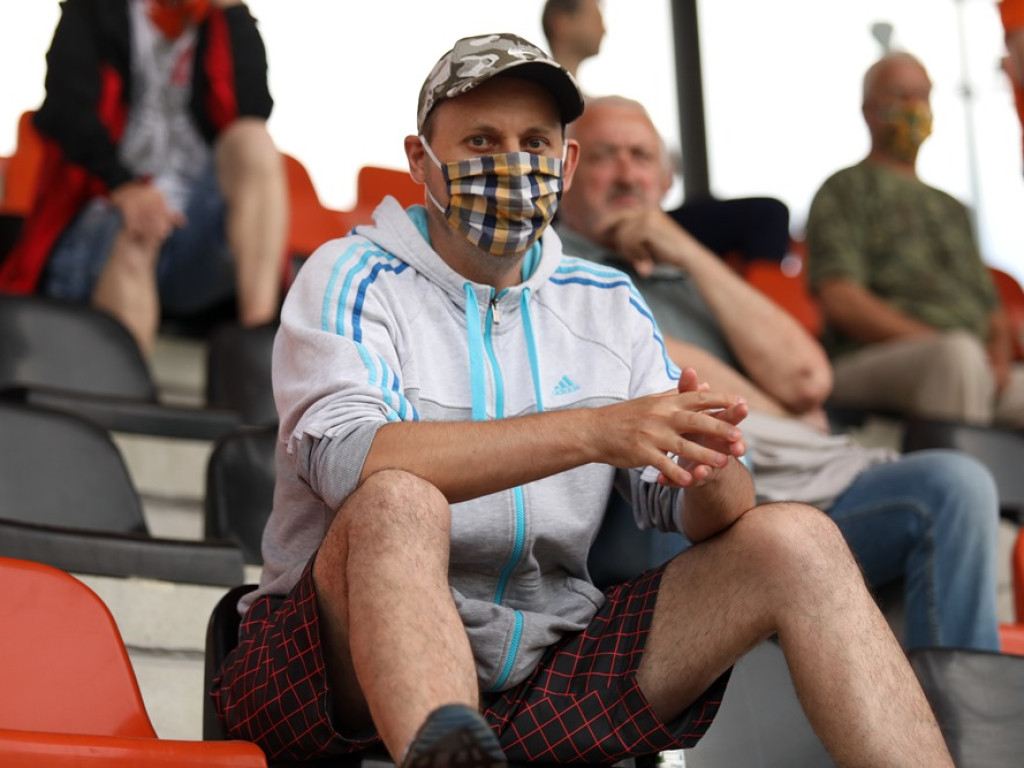Gra Chrobry. Kibice pomarańczowo-czarnych wrócili na trybuny
