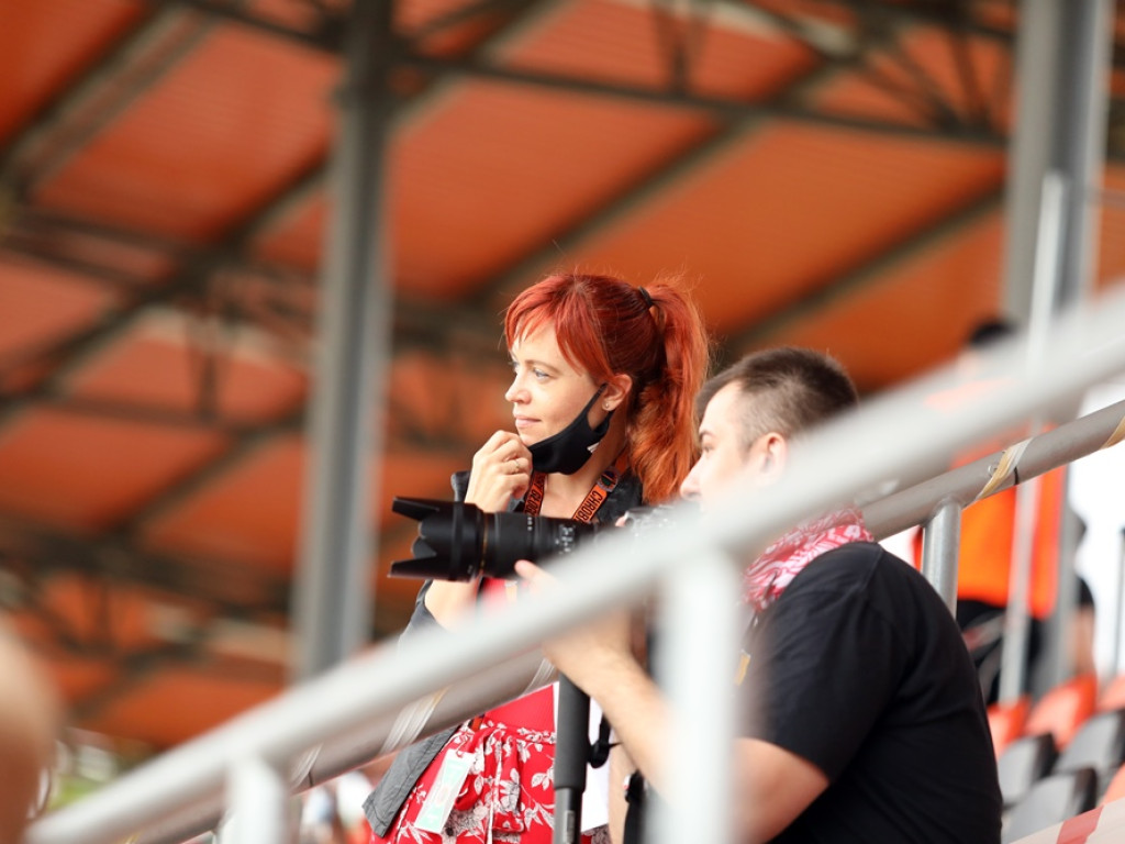 Gra Chrobry. Kibice pomarańczowo-czarnych wrócili na trybuny