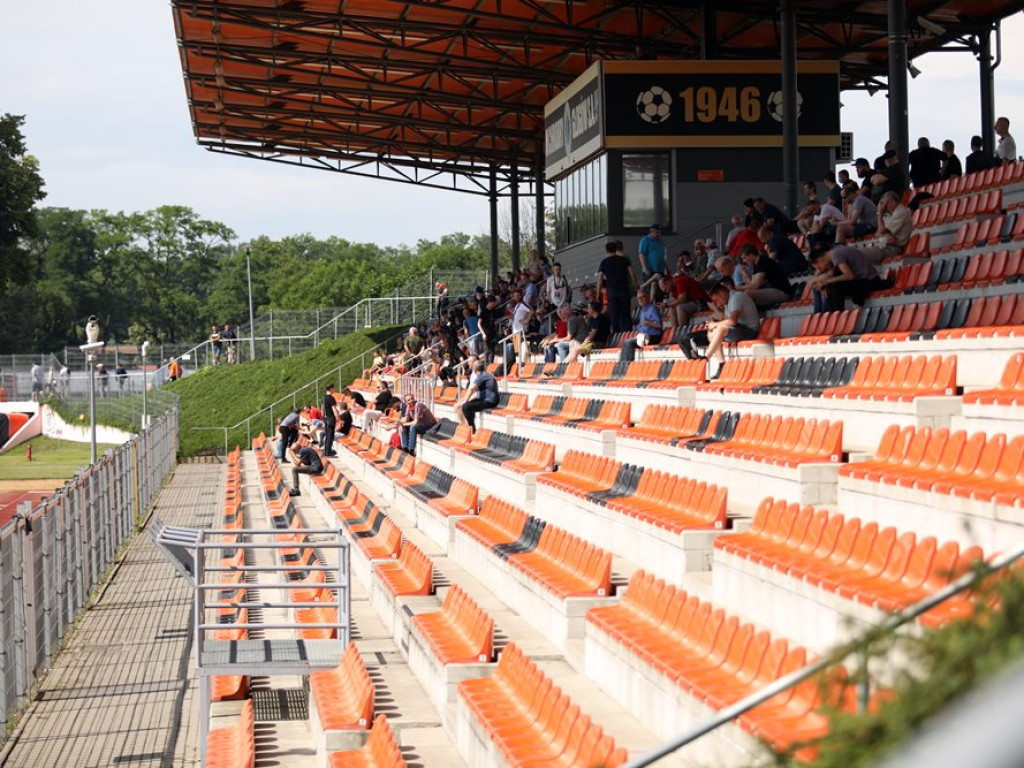 Gra Chrobry. Kibice pomarańczowo-czarnych wrócili na trybuny