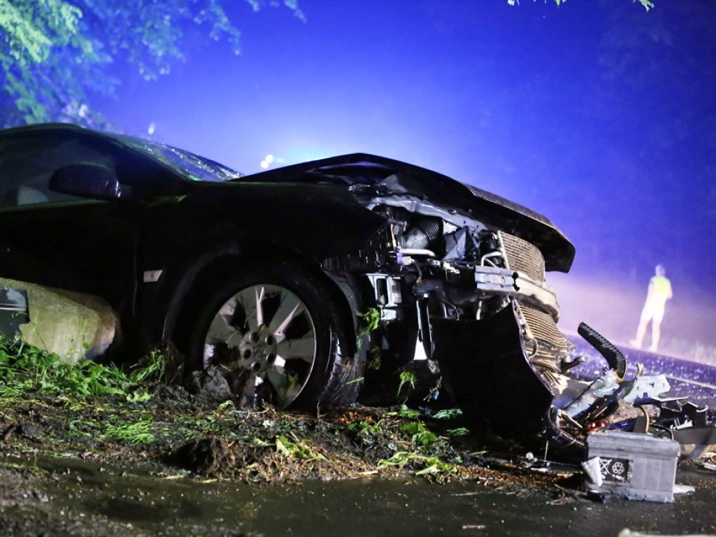 Dachowanie, potem czołówka... co tam się stało? Policja ustala okoliczności wypadku