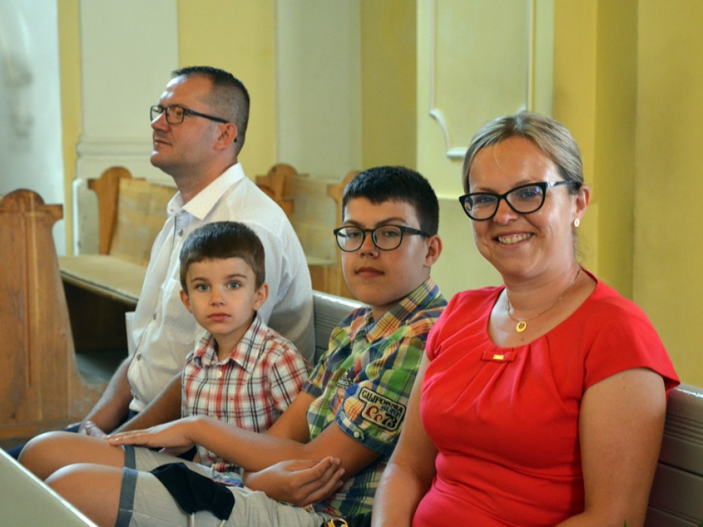 Pierwsza komunia święta w kościele Bożego Ciała