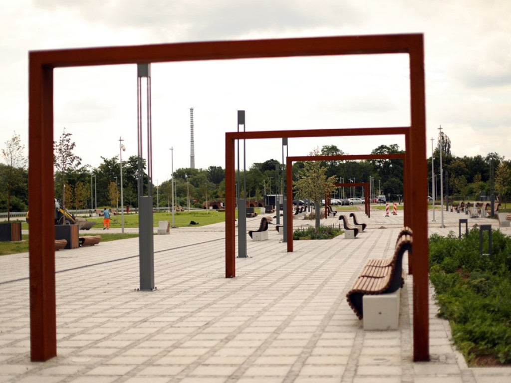 Na bulwarze nie będzie placu zabaw dla dzieci a trampoliny