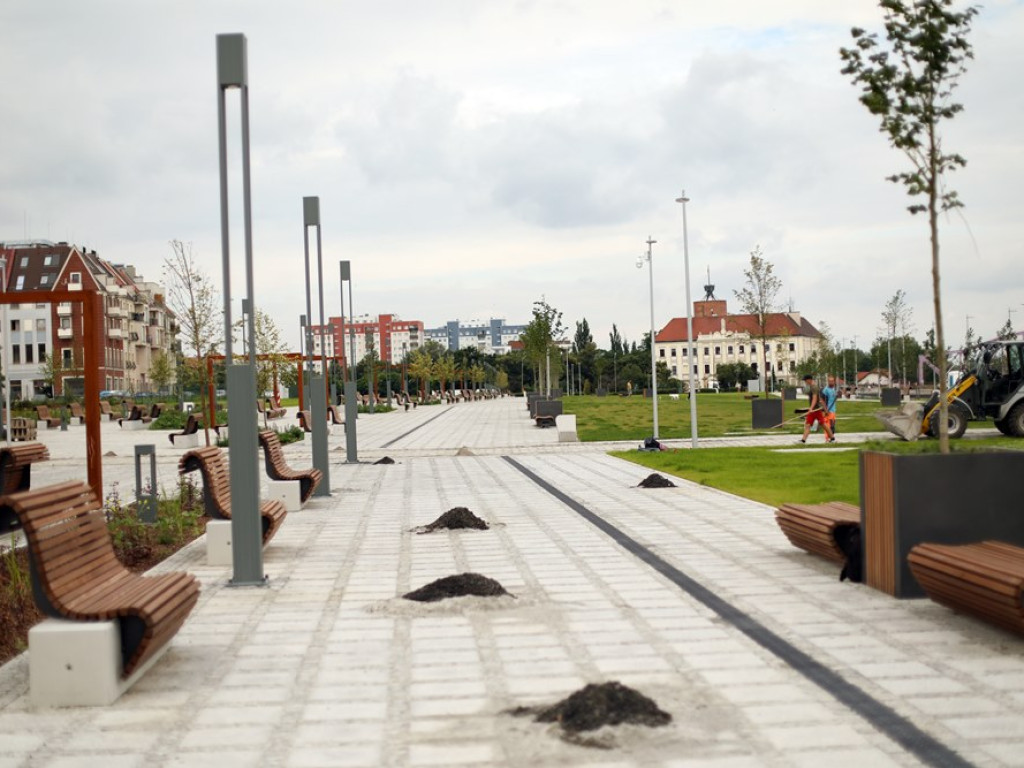 Na bulwarze nie będzie placu zabaw dla dzieci a trampoliny