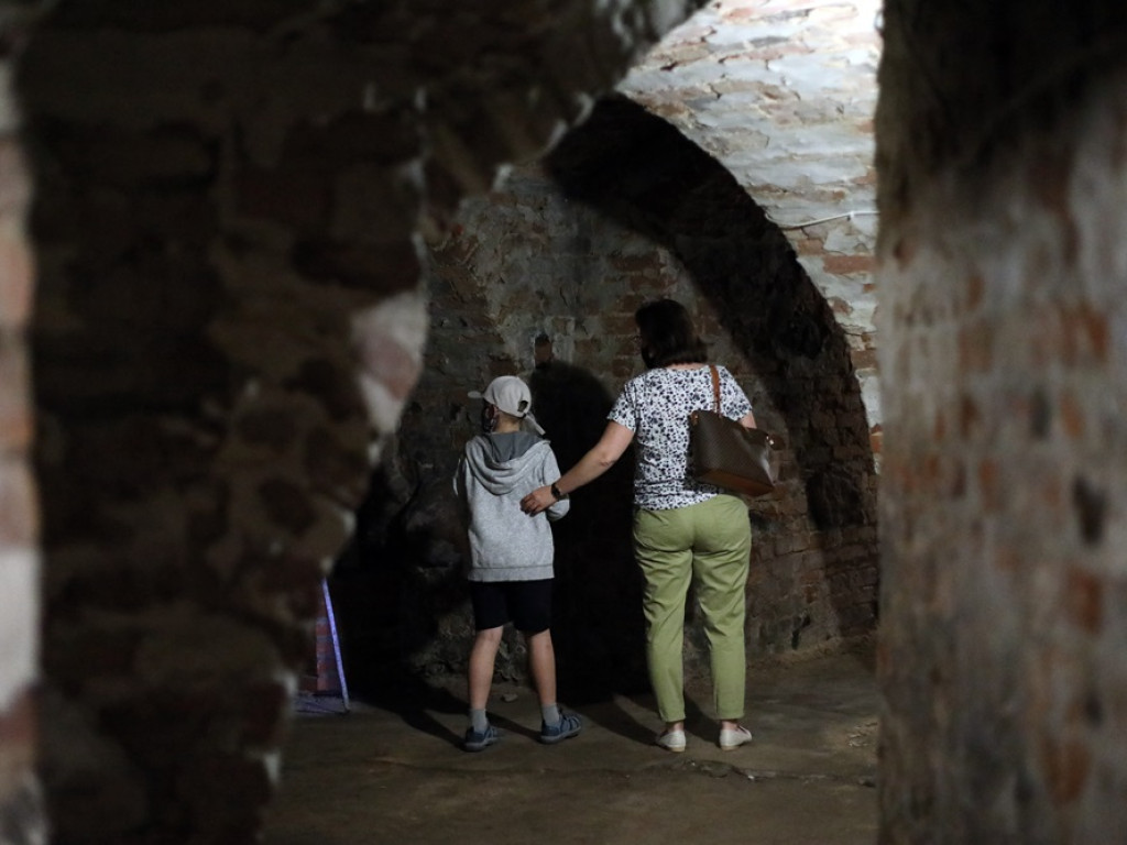 Zwiedzali podziemia kościoła Bożego Ciała