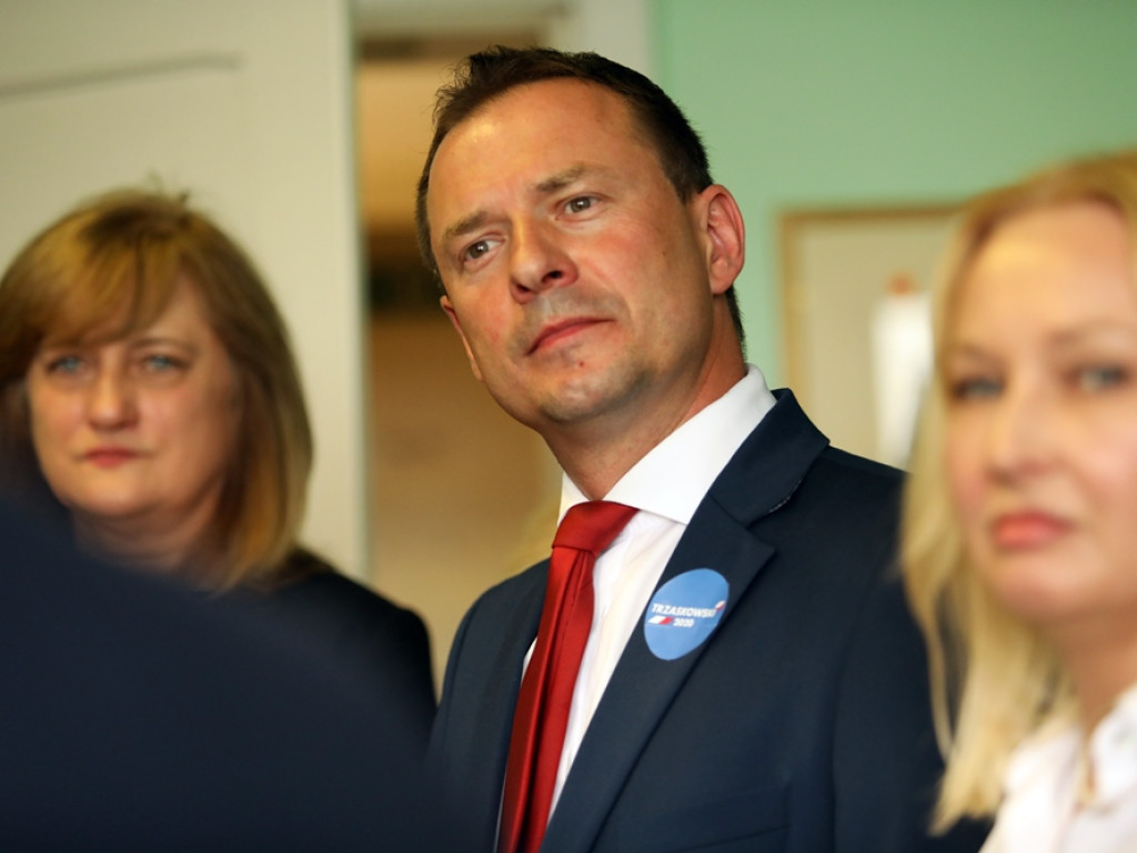 Platforma ma nowe biuro. Małe i skromne z zasobów ZGM